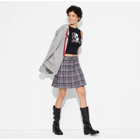 Beetlejuice Astrid Gray Plaid Uniform Skort Pleated Women XL NWT - Picture 4 of 5